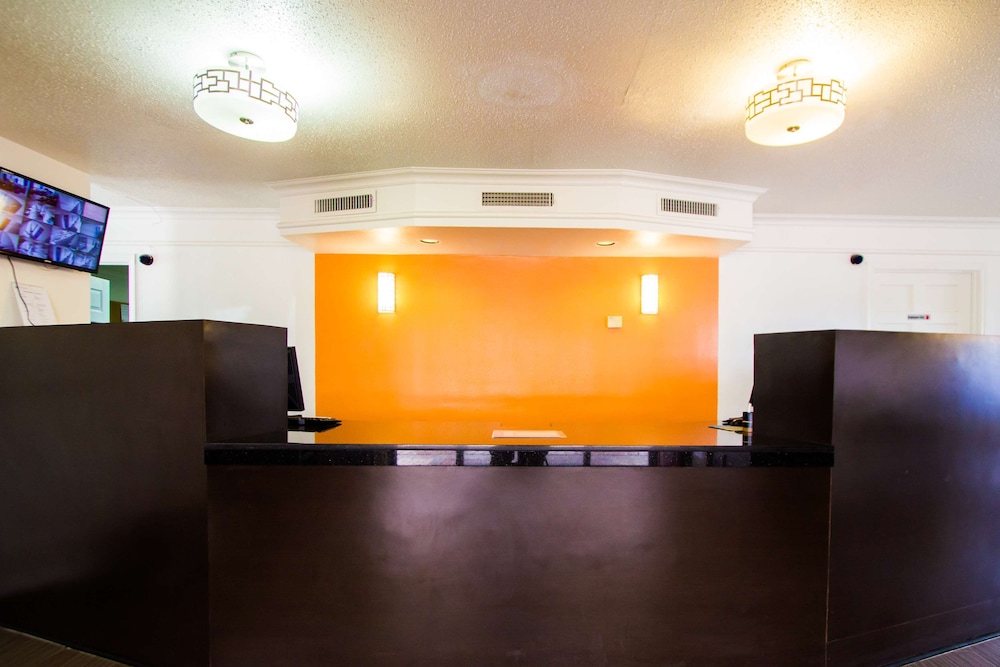 Motel6 Austin, TX - Midtown 7/27