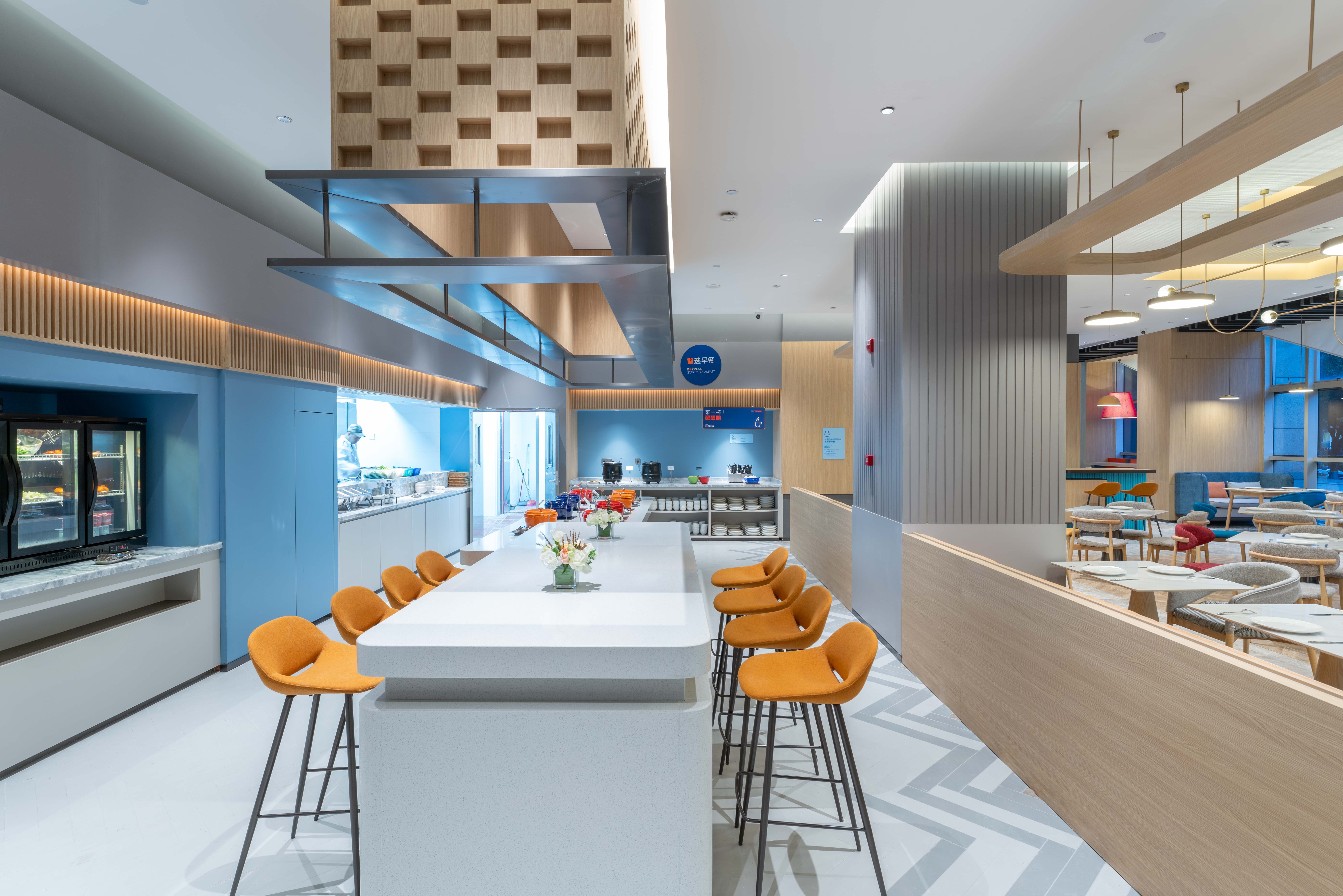 Holiday Inn Express Xiamen Jimei New Town 14/23