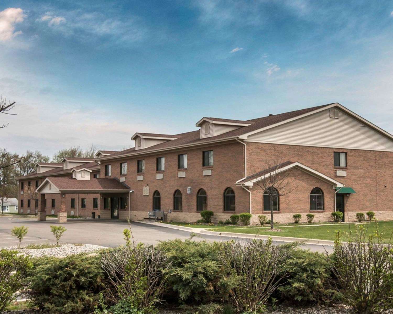 Quality Inn Durand I-69 6/24