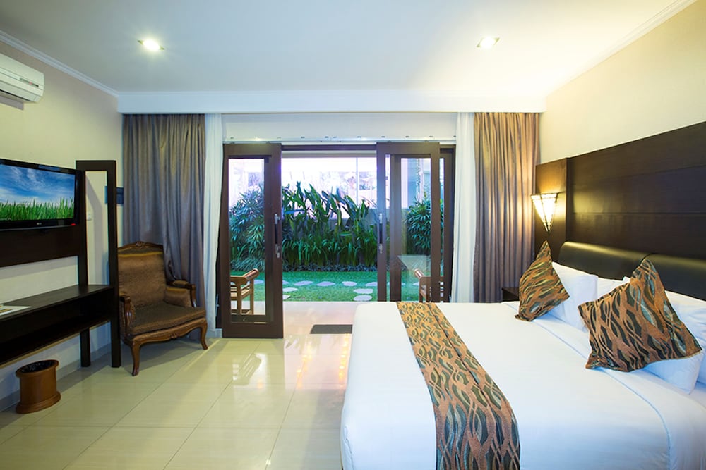 Flamingo Dewata Suite 35/87