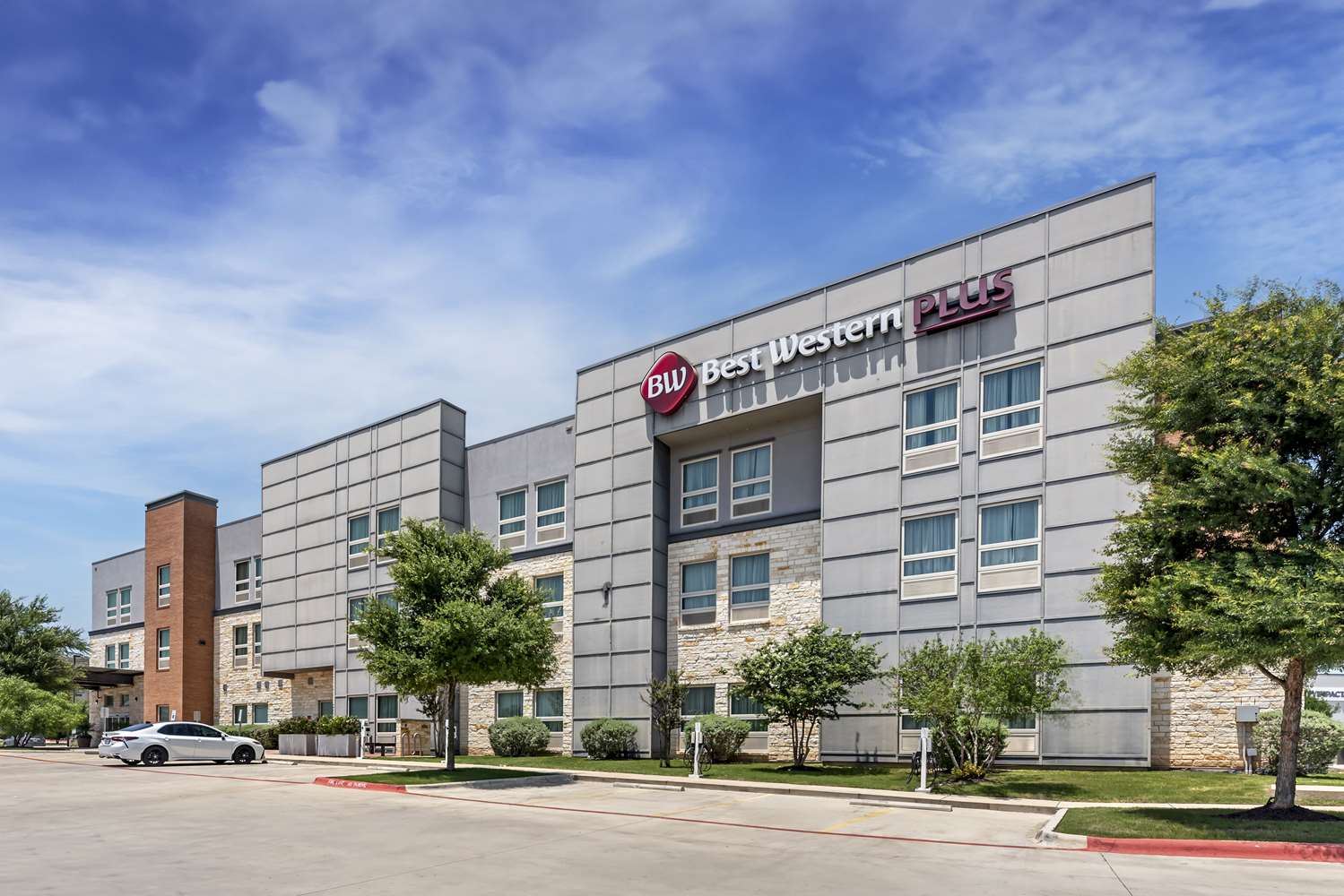 Best Western Plus Pflugerville Inn and Suites 36/37