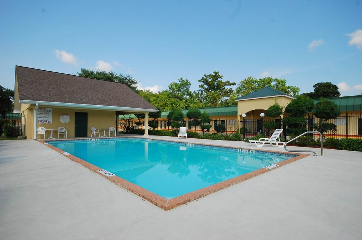 Best Western Forest Inn 2/20
