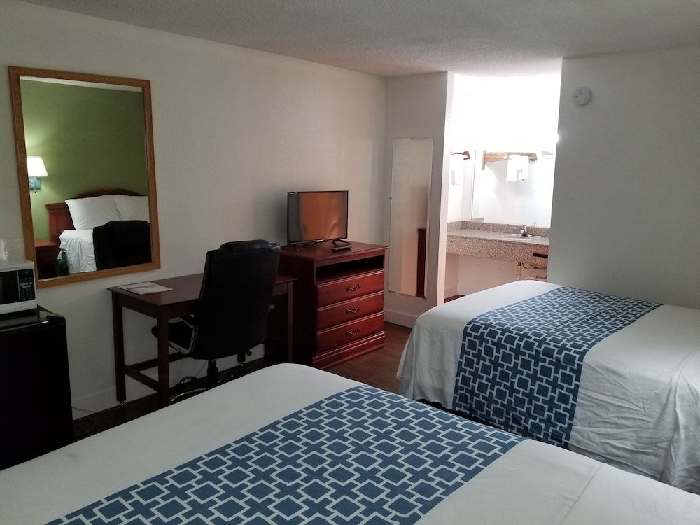 Econo Inn Ormond Beach (Ex Motel 6) 33/41