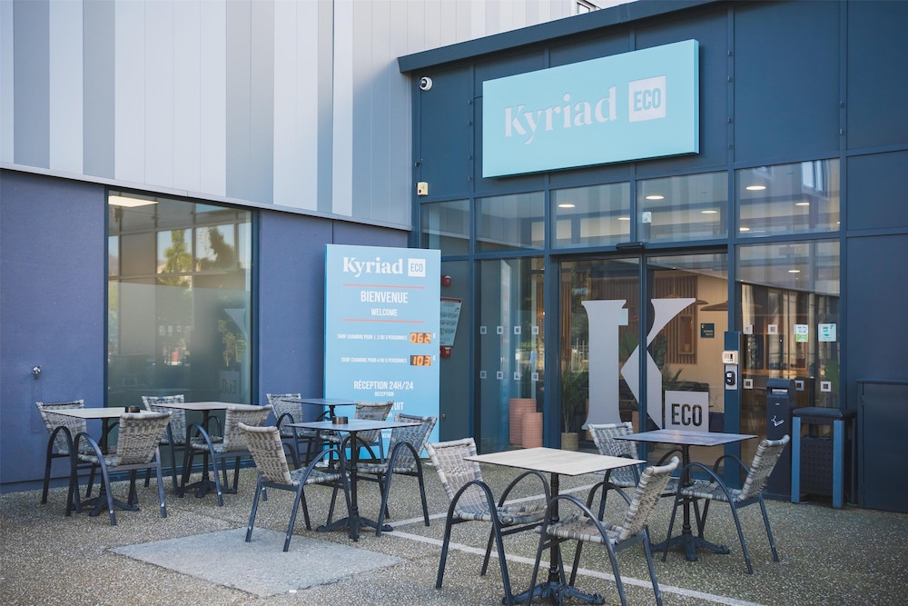 Kyriad ECO - Clermont Ferrand Estaing 32/42
