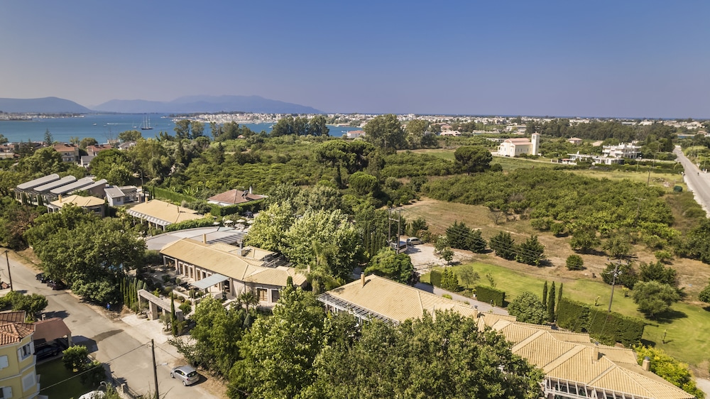 Daluz Boutique Hotel 74/78