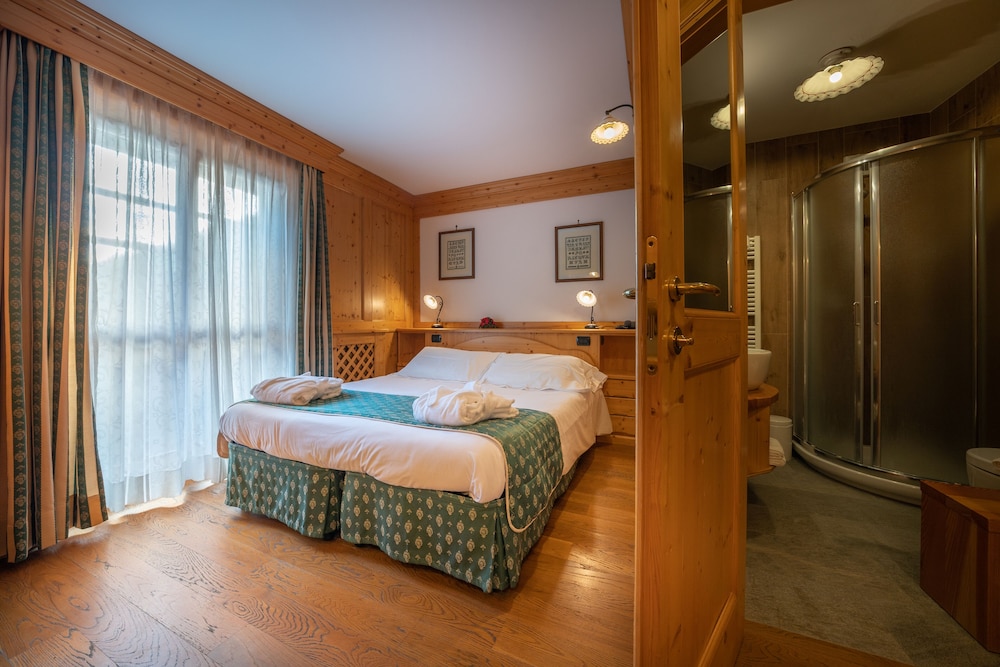 Hotel Lo Scoiattolo 26/71