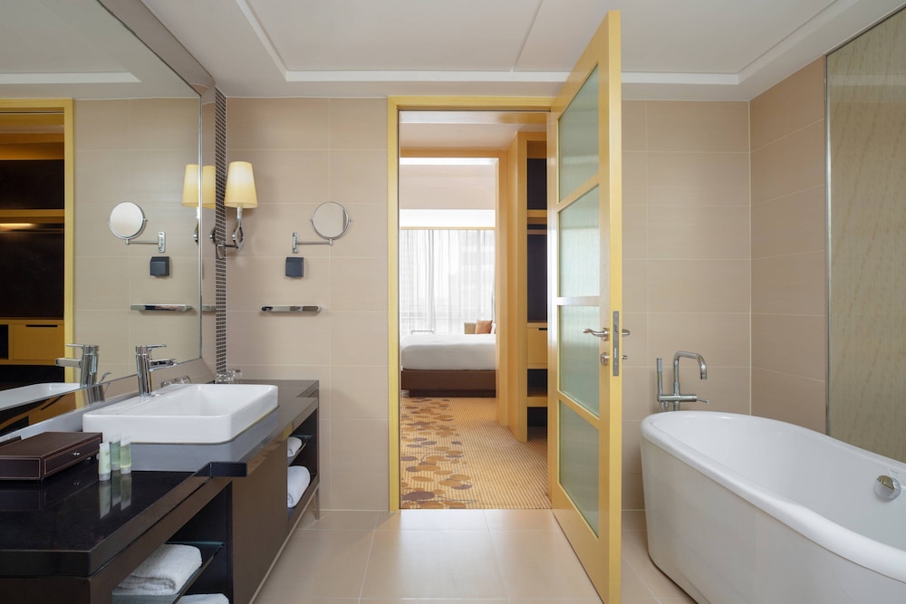 Courtyard By Marriott Shanghai Central 14/39