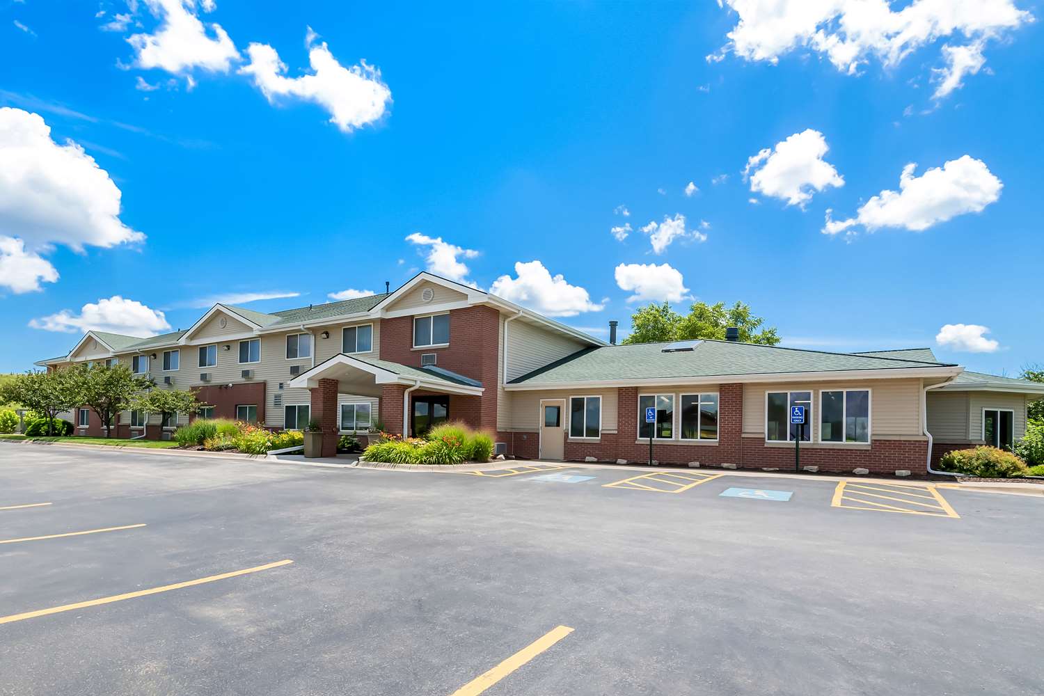 Best Western Nebraska City Inn 34/36