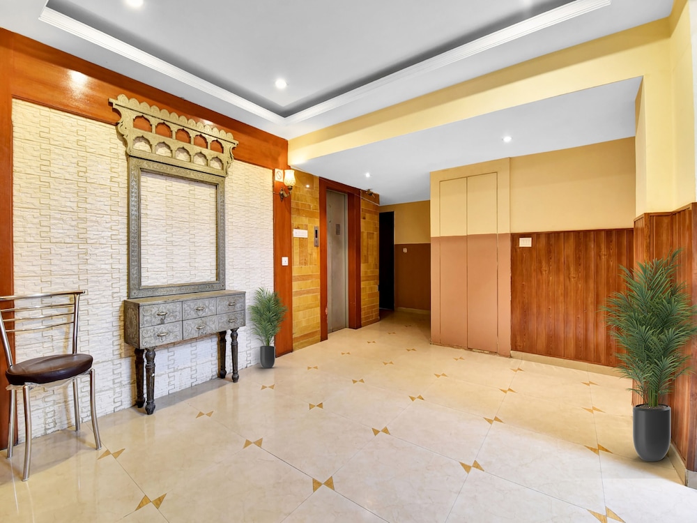Vatika Inn 4/40