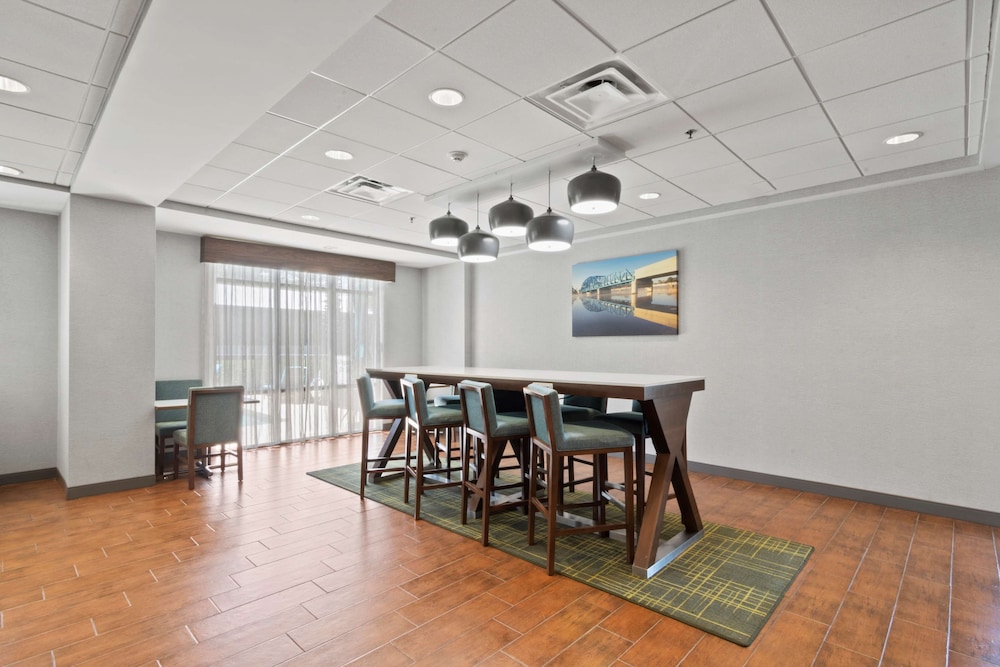 Hampton Inn Kingsland 44/67