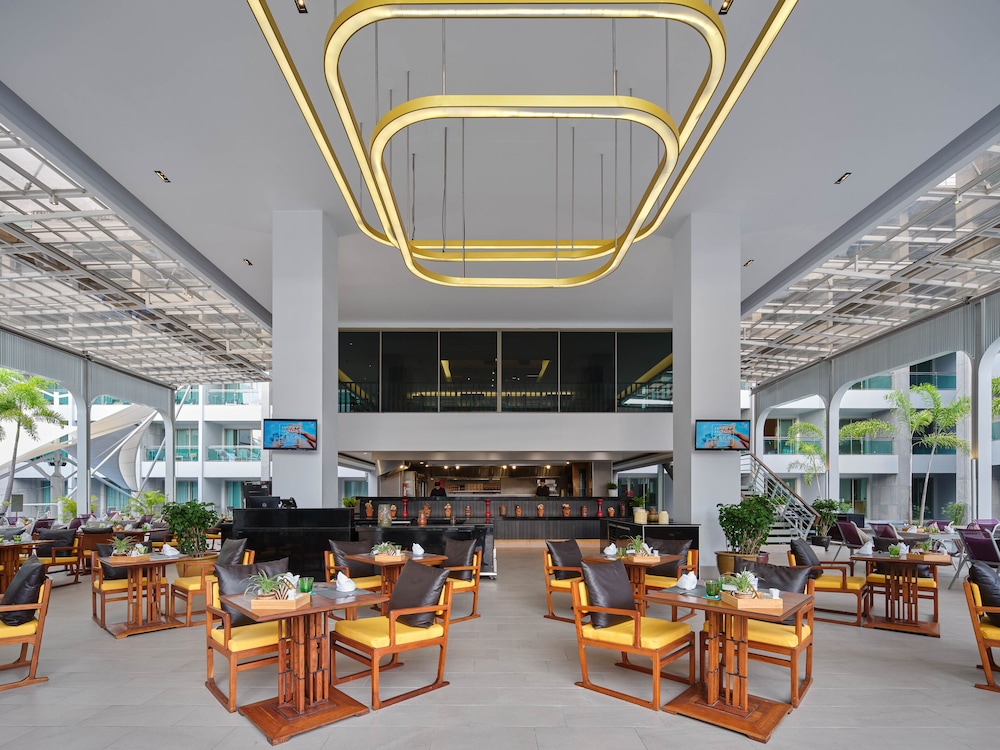The Kee Resort and Spa 55/74