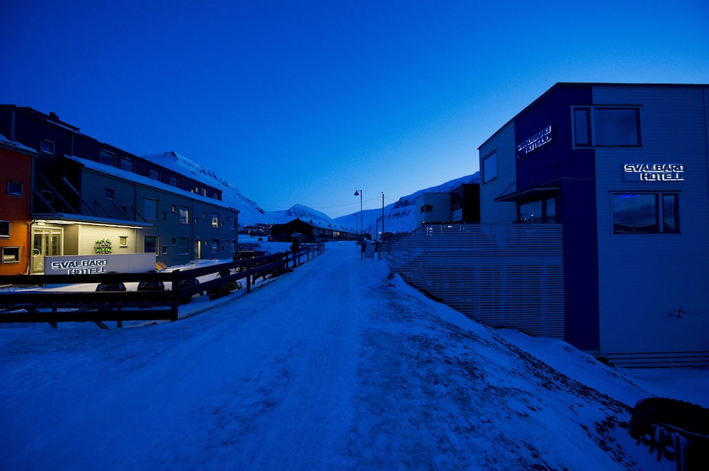 Svalbard Hotel 37/41