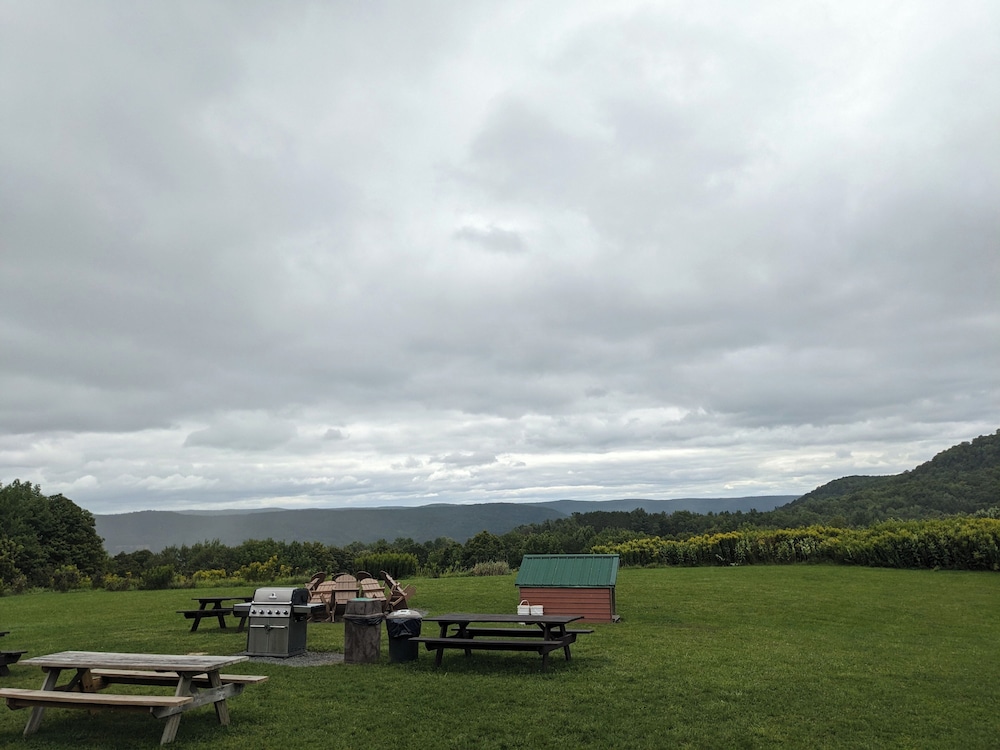 August Lodge Cooperstown 29/42