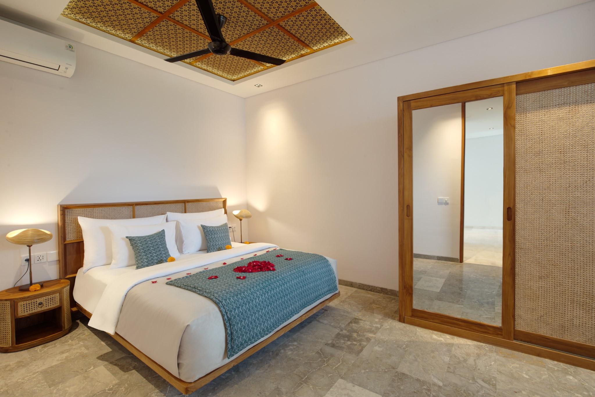 2 BEDROOMS, VILLA