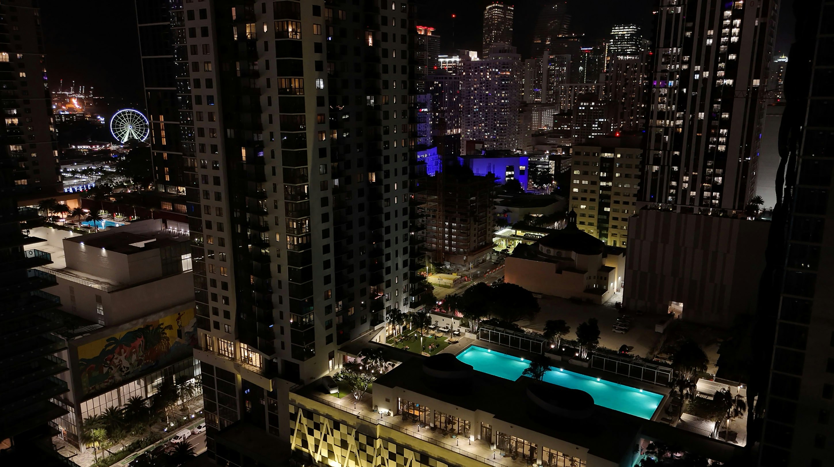 Flow Miami Hotel 19/20