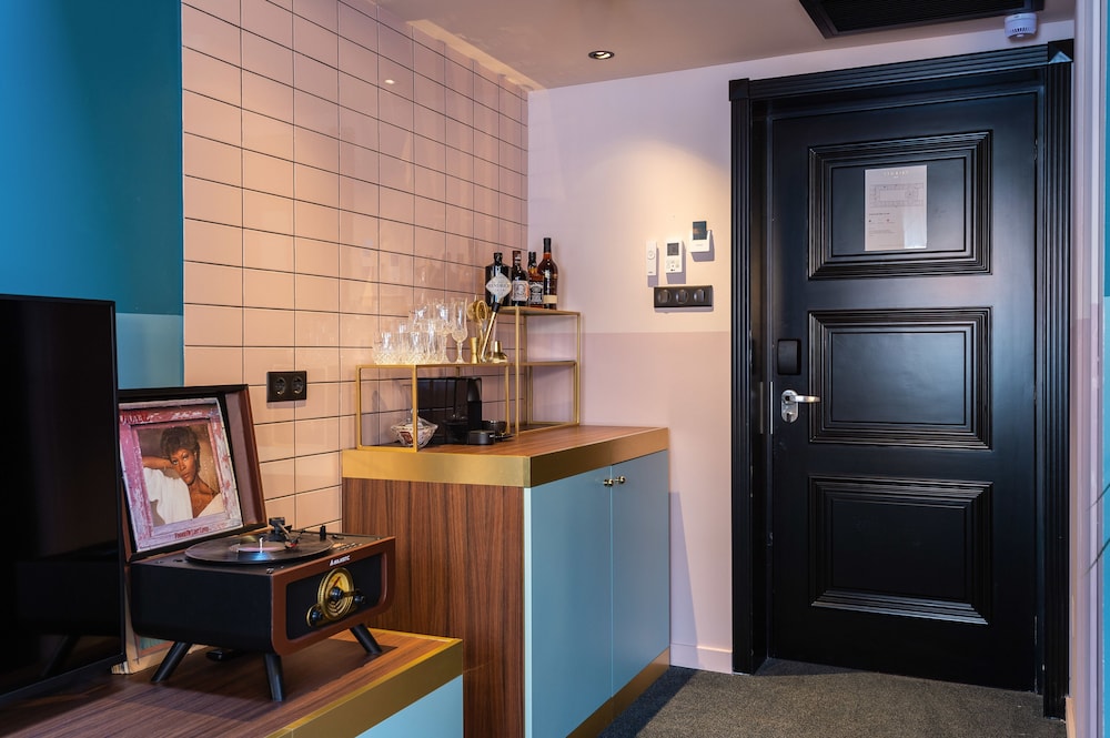 Stories Boutique Hotel 71/72