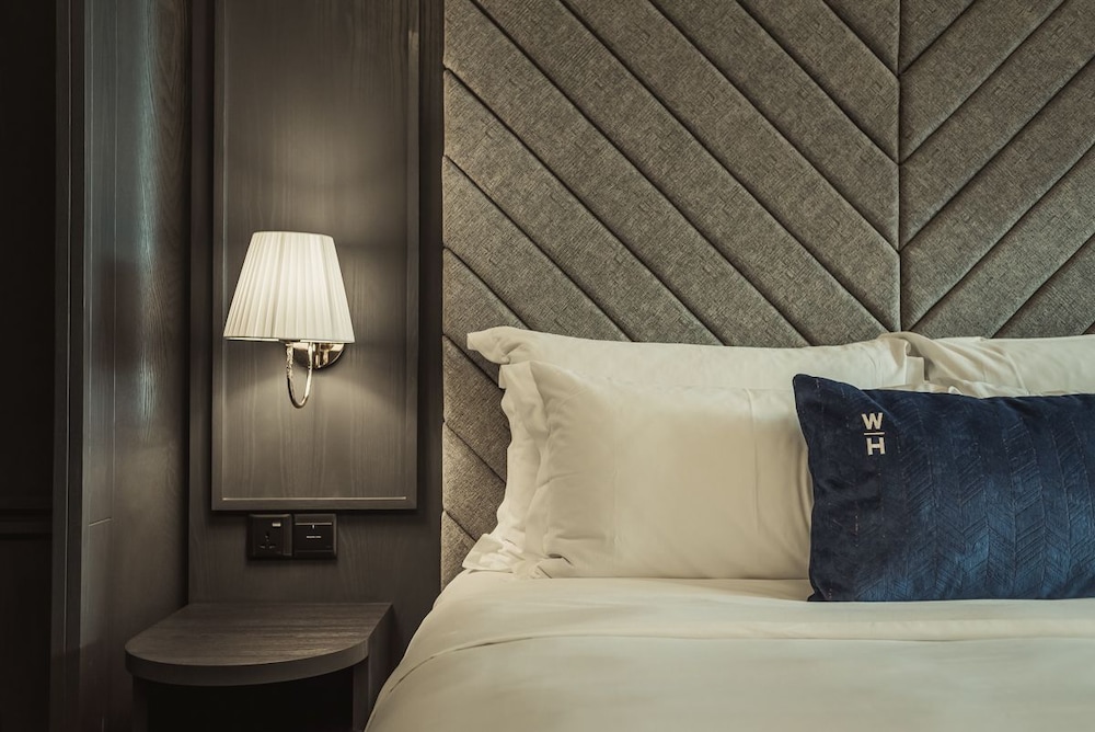 WEIL Hotel 25/56