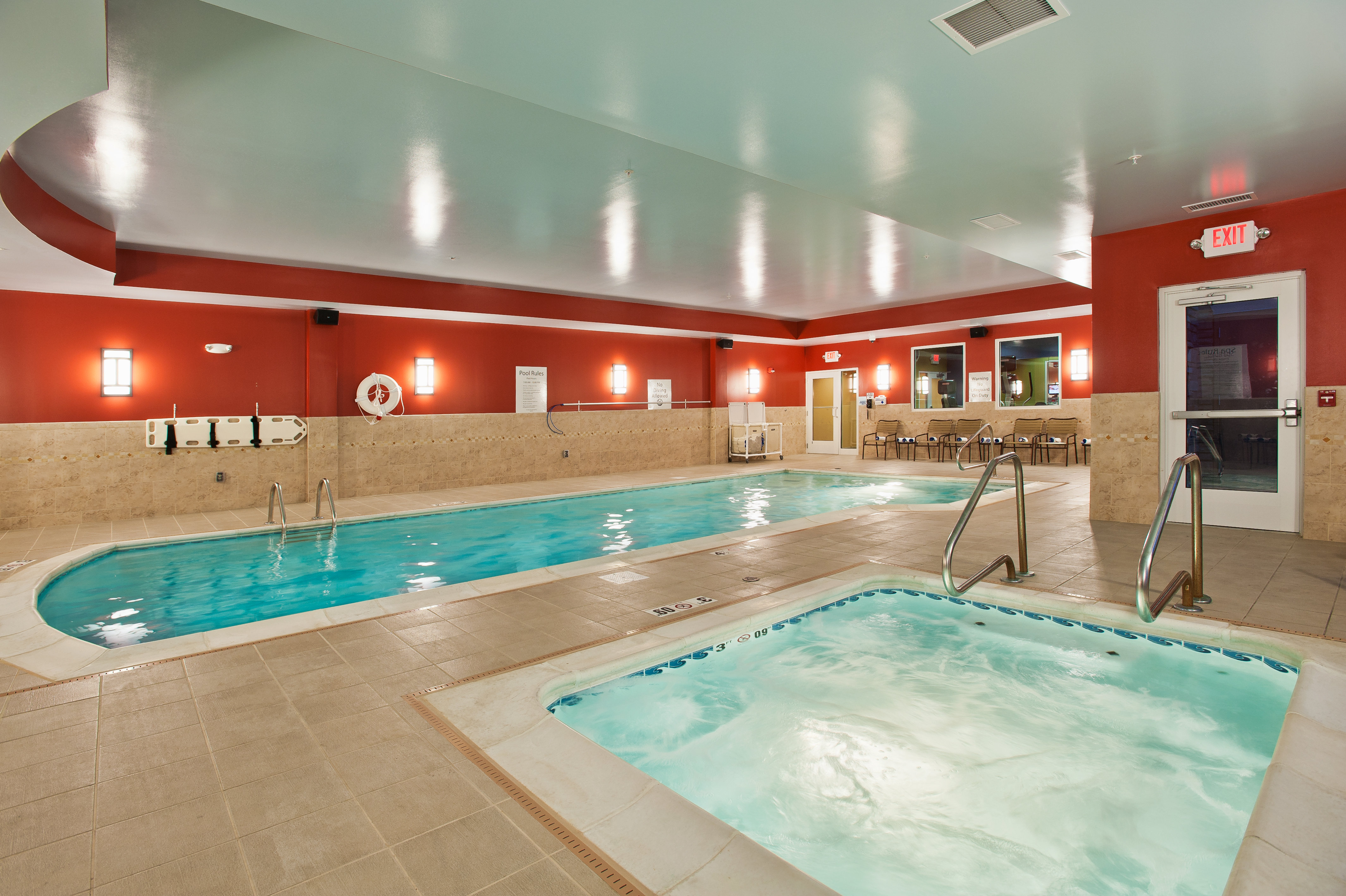 Holiday Inn Express & Suites Dayton South - I-675 25/48