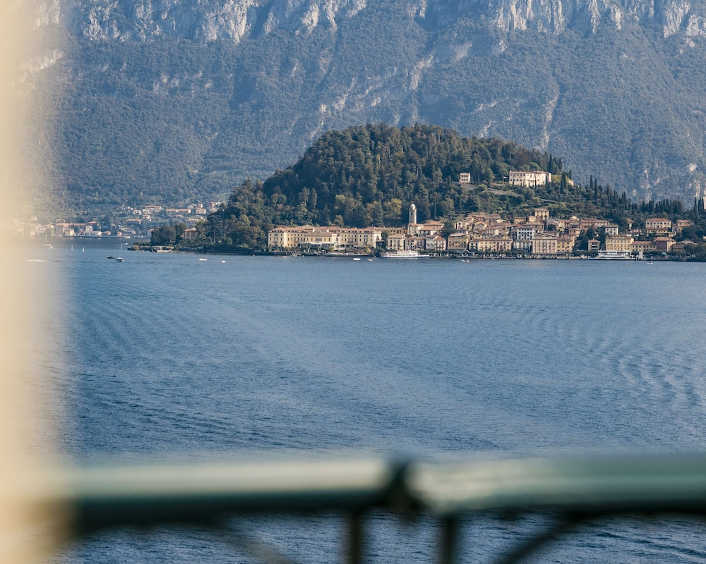 GRAND HOTEL TREMEZZO 70/76