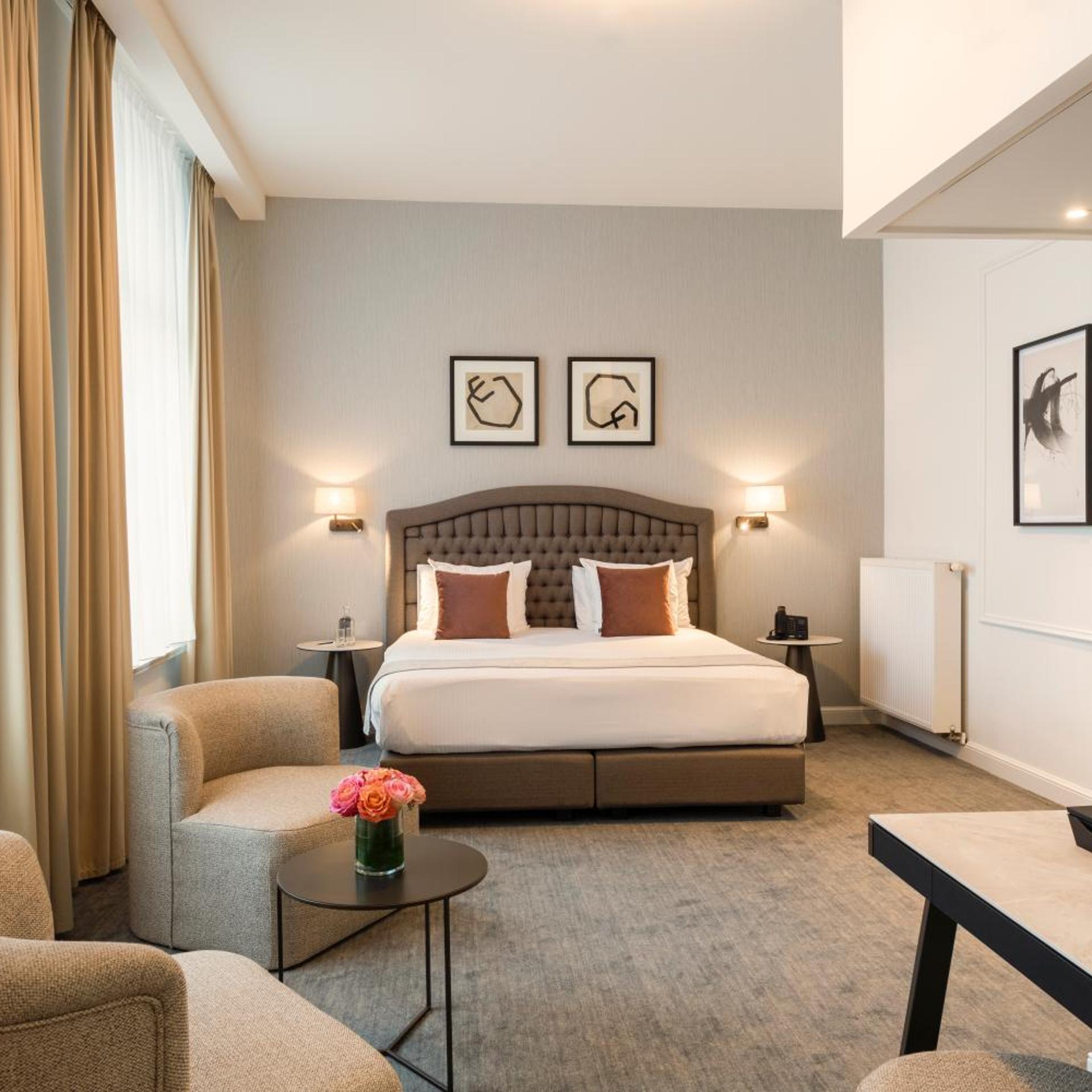 Executive, Suite