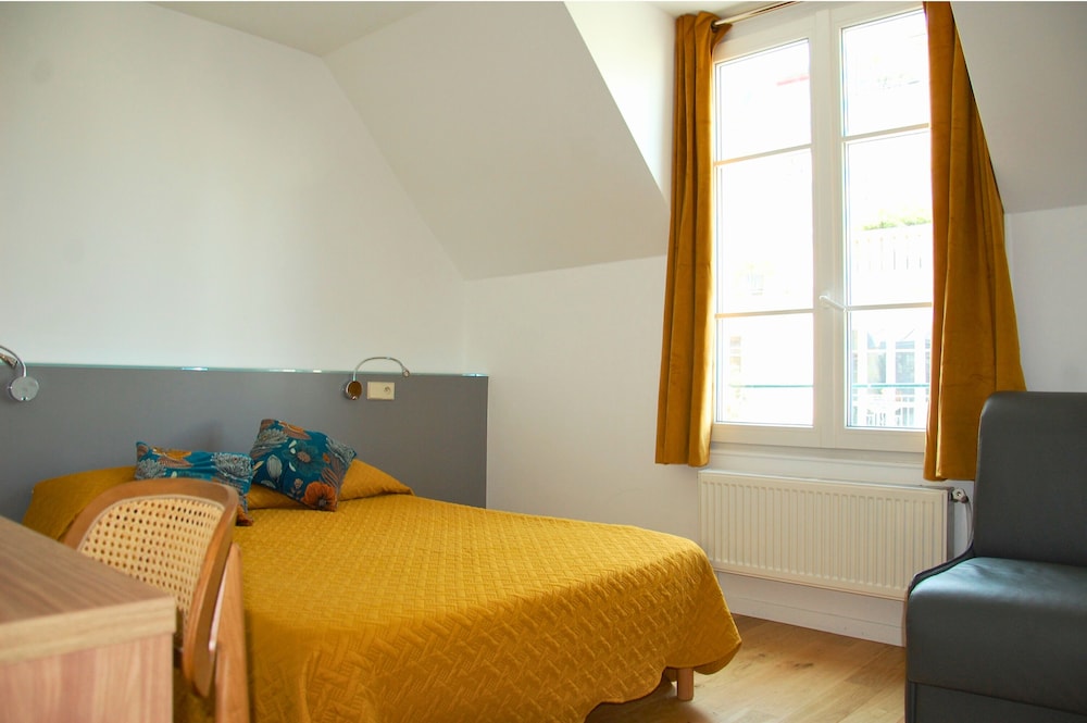 Hotel Jean Bart 28/67
