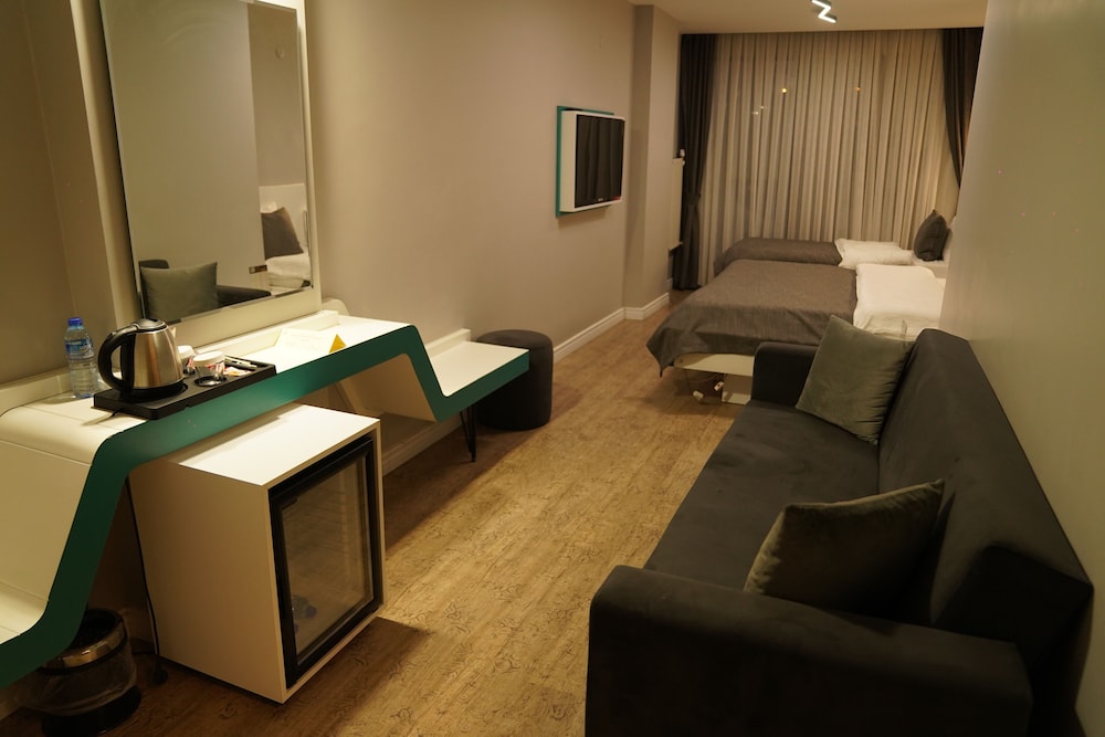 Midis Otel 28/50