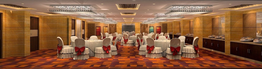 Lemon Tree Hotel Vadodara 36/40