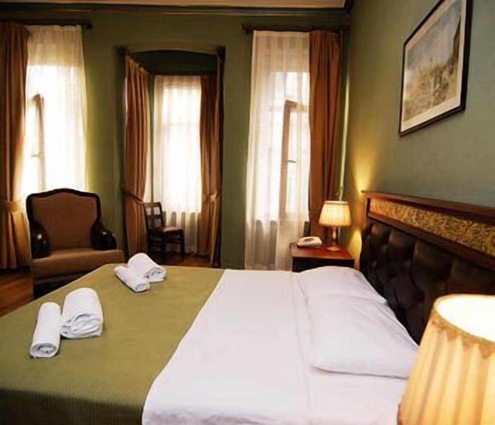 Istanbul Irish Hotel 21/40