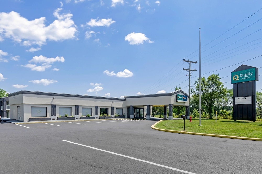 Suburban Studios Verona - Staunton North 49/60