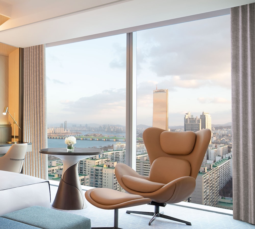 Fairmont Ambassador Seoul 33/55