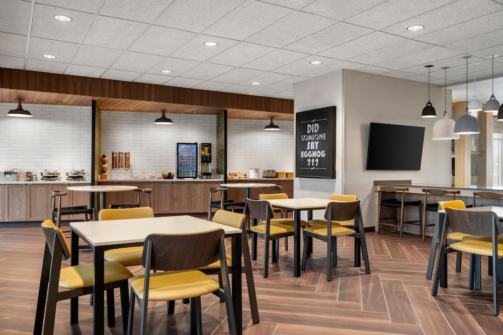 Fairfield Inn & Suites by Marriott Cape Girardeau 11/18