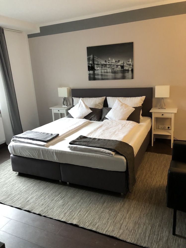 Hotel Restaurant zum alten Postwagen 10/50