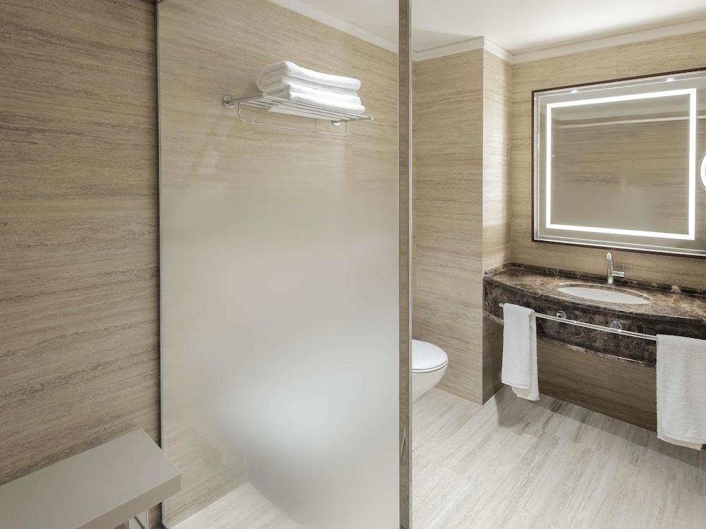 Hotel Oran Bay Managed By Accor 50/50