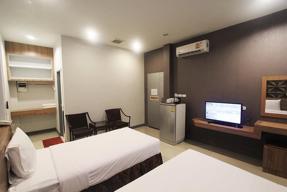 Seree Grand Resort 20/64