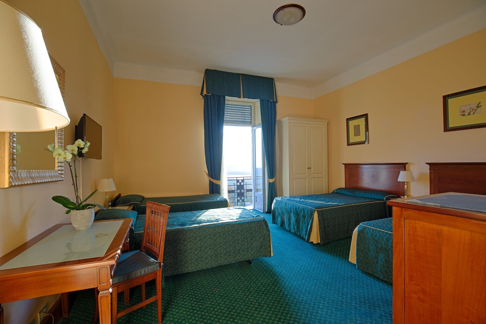 Palace Grand Hotel Varese 27/50
