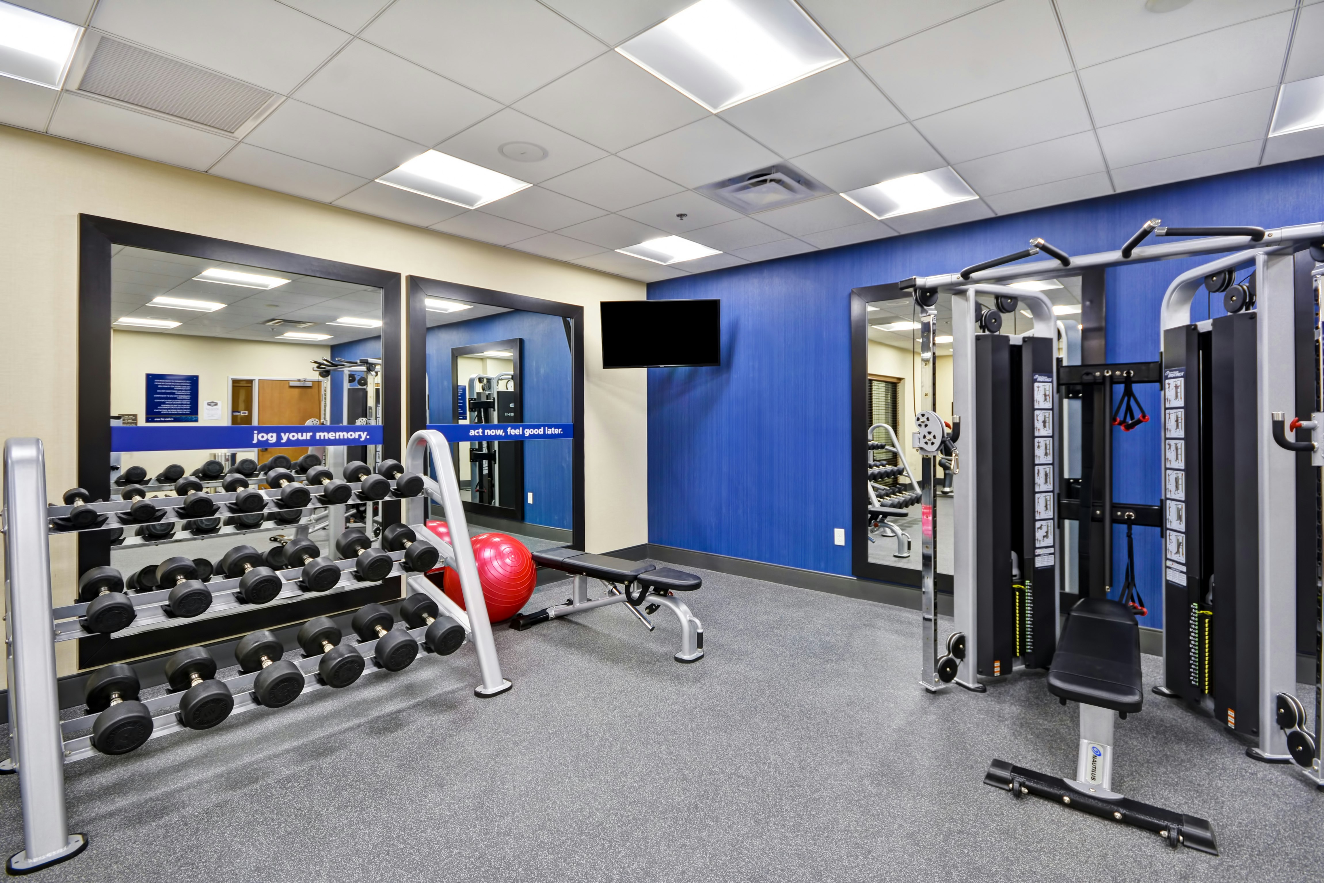 Hampton Inn Suites Grants Pass Or 18/39