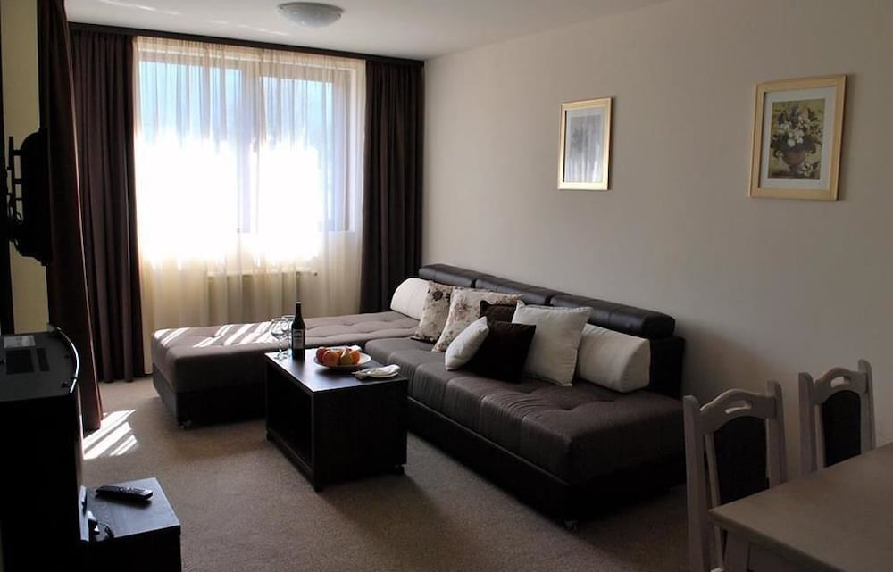 HOTEL COMPLEX ZARA RESORT & SPA 38/54