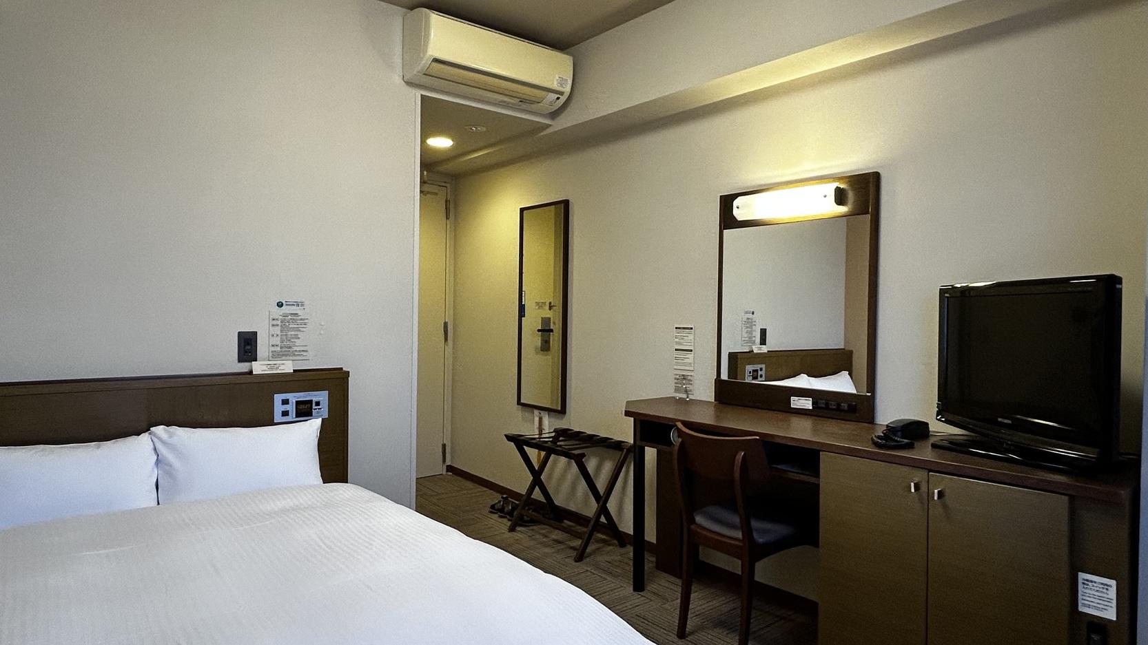 Semi Room, Standard, Semi Double Bed, Smoking