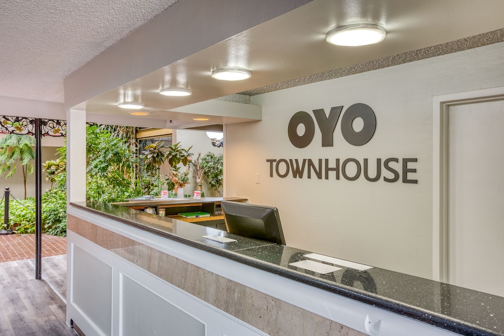 OYO タウンハウス タルサ ウッドランド ヒルズ 写真5