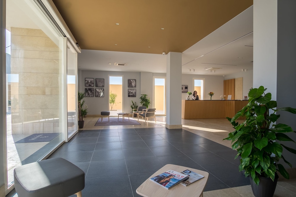 Netum Hotel 5/50