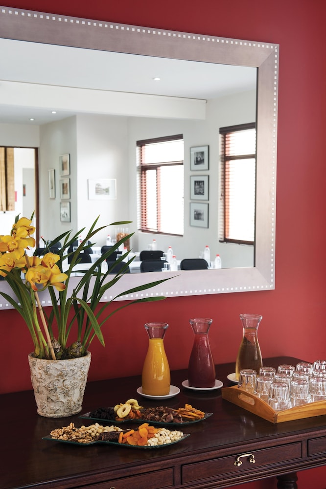 Casterbridge Hollow Boutique Hotel 35/52