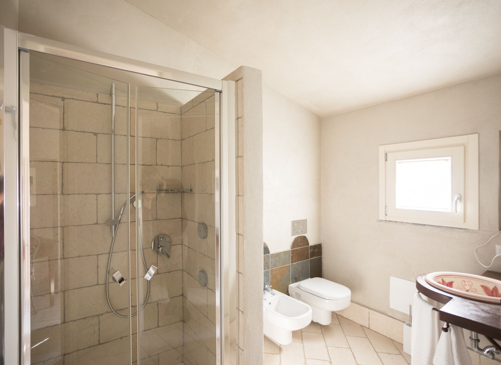 SUITE, BALCONY, ANNEX