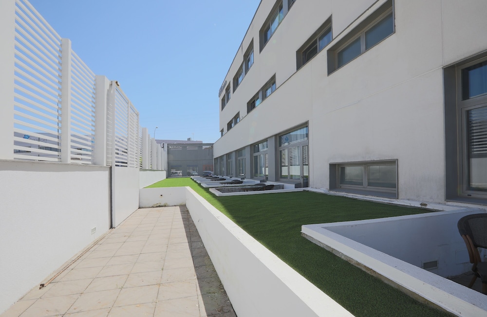 VILLA ODON 46/50