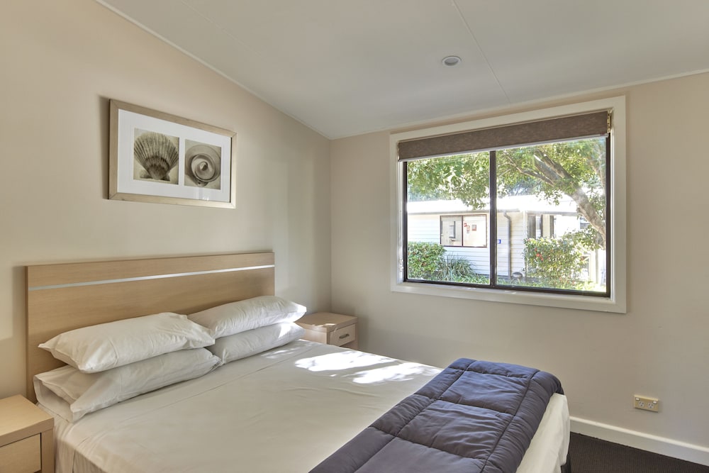 Avalon, Cabin, Queen and Twin Beds, Accessible