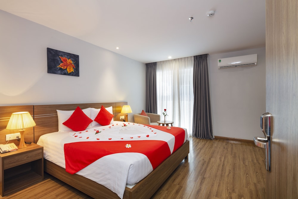 Maple Leaf Hotel & Apartment 18/75