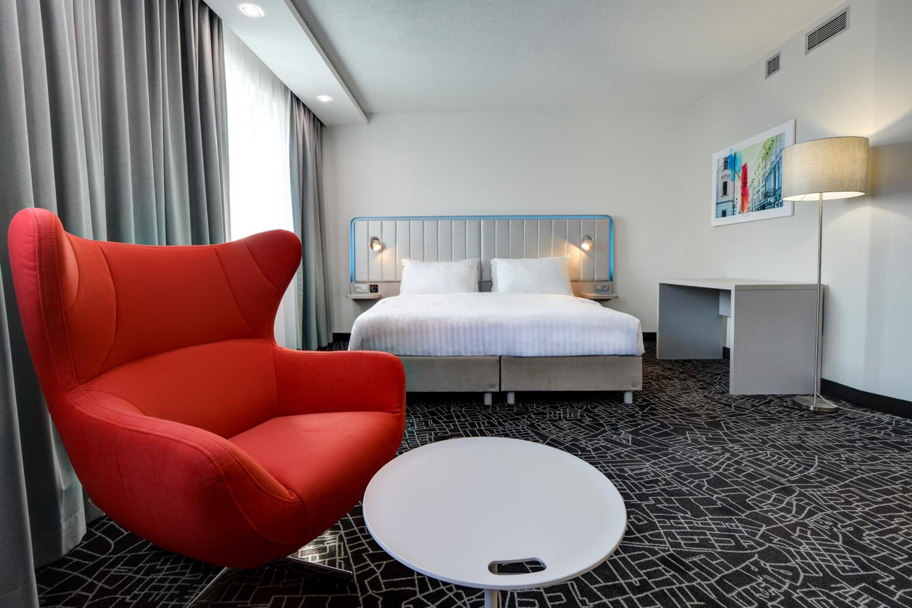 جناح جونيور، Park Inn by Radisson Danube Bratislava 10/10