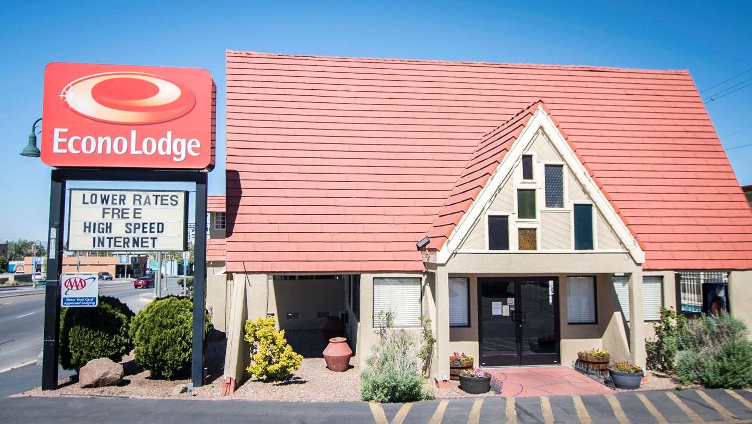 Super 8 by Wyndham Albuquerque Downtown 1/15