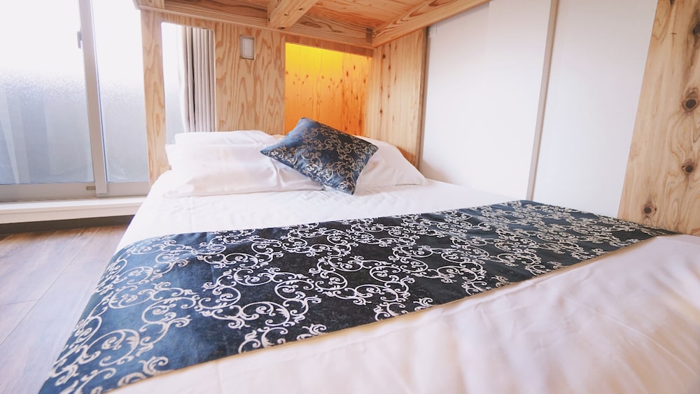 Poly Hostel Osaka 25/60
