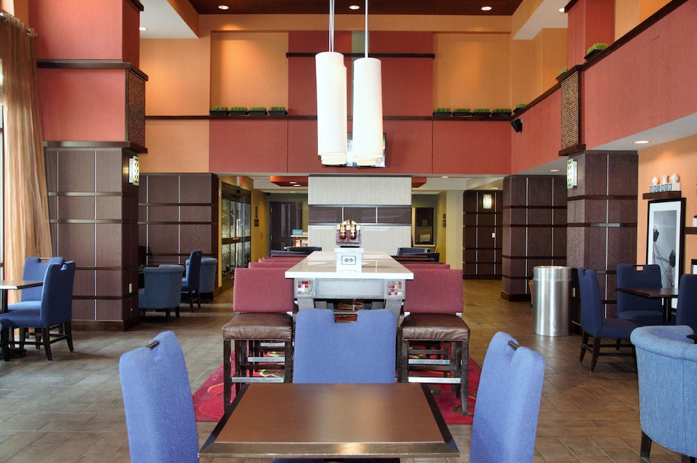 Hampton Inn And Suites Cincinnati Uptown University Area Oh 49/72