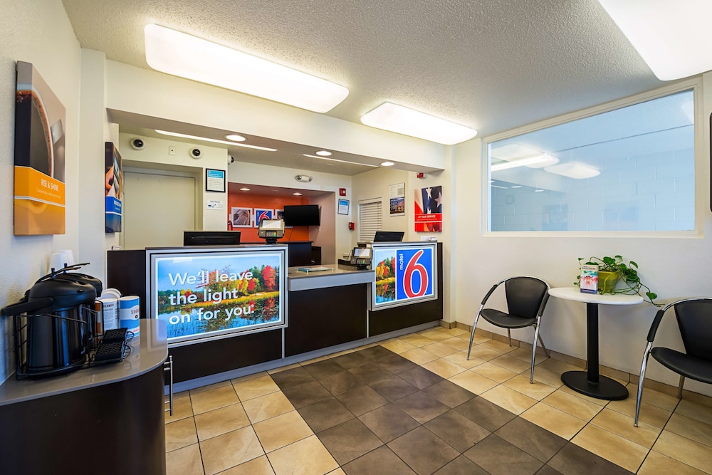 Motel6 Hammond, IN - Chicago Area 11/59